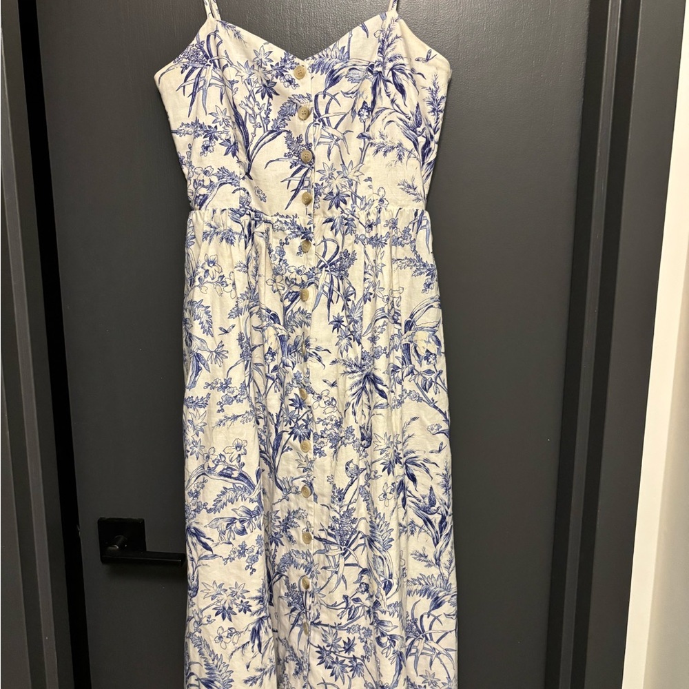 Linen Blend White & Blue Chinoiserie Print Maxi Dress